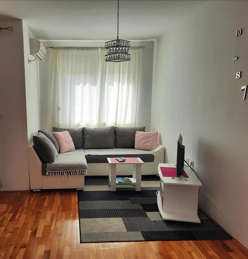 Apartman Natasha Trebinje Esterno foto